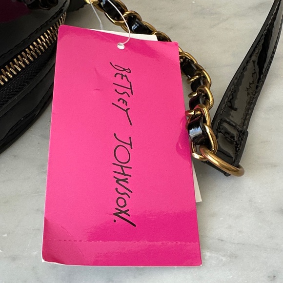 Betsey Johnson Black and Gold Heart Phone Bag - Picture 7 of 10